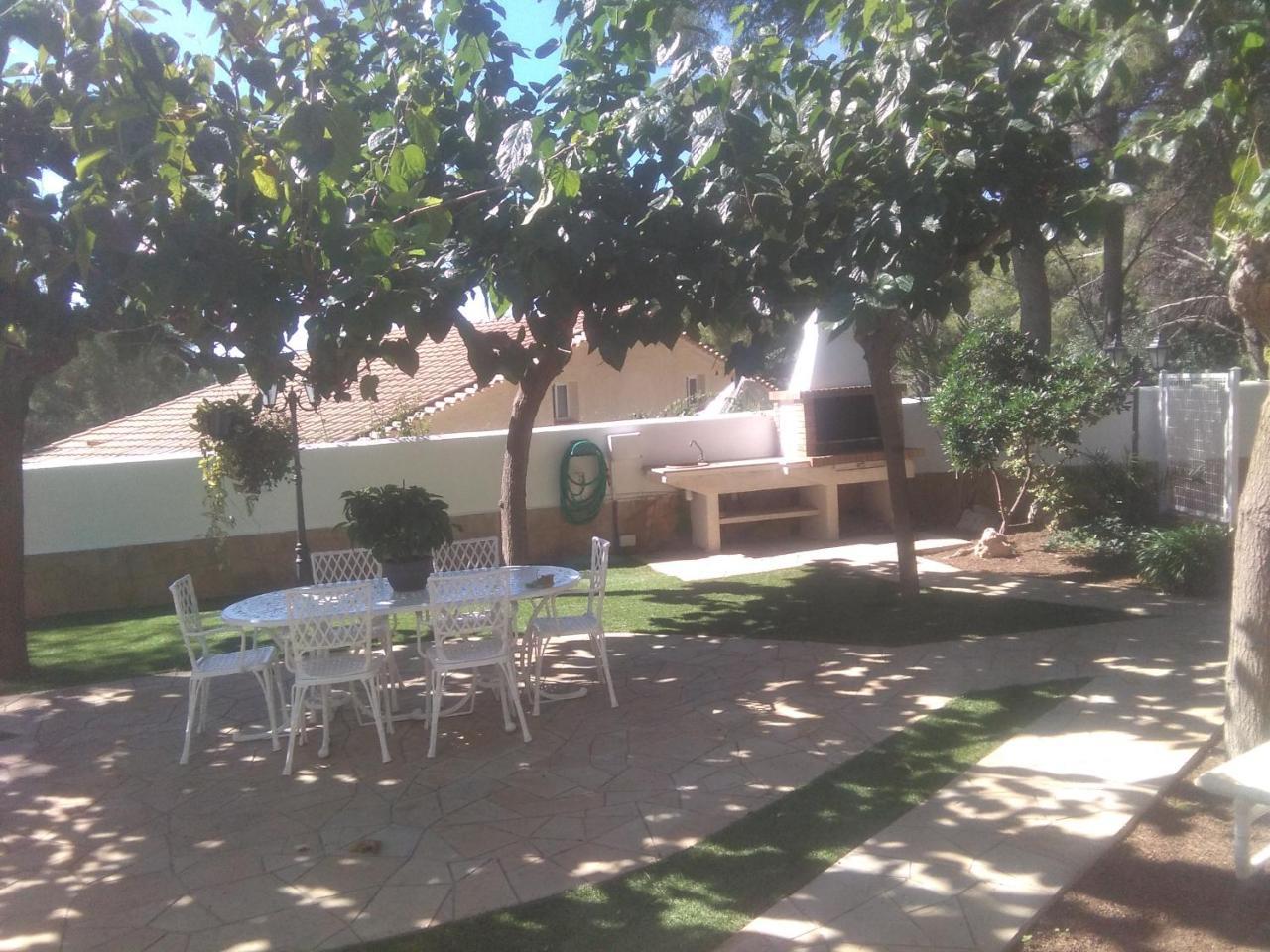 Villa Garden Tarragona Buitenkant foto